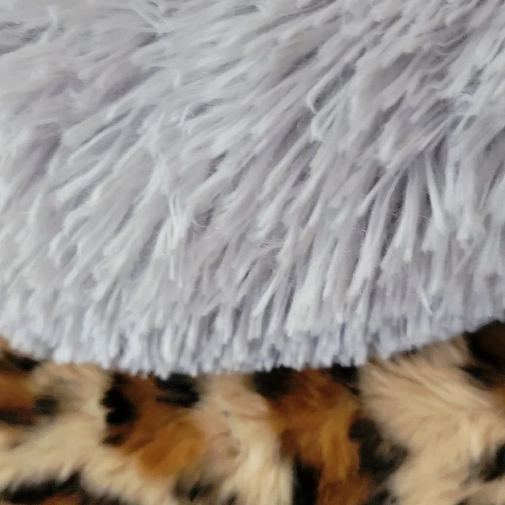 N/A pet bed